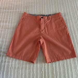 FREE TEE/“NEW” TOMMY HILFIGER SHORTS